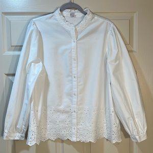 Old Navy 100% Cotton Puff Long Sleeve Eyelet V Neck Top without collar